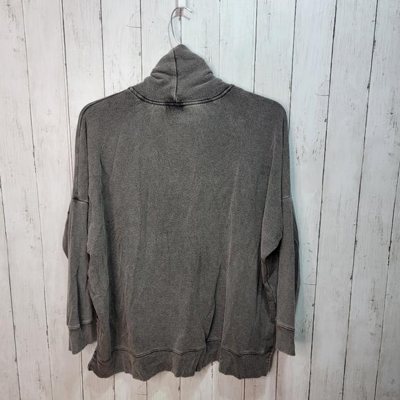 PINK Victoria's Secret Women Oversized Cowl Neck Pullover Sweater Washed Gray M. - Picture 7 of 8